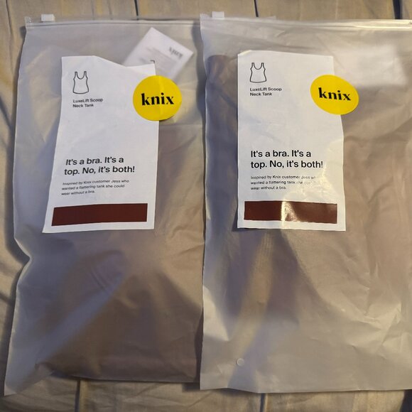 BNWT KNIX LuxeLift Scoop Neck Tank, Sola - Picture 3 of 5